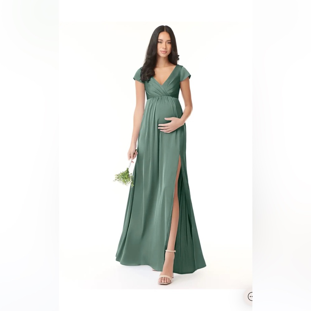 Azazie Allessia 
Eucalyptus Stretch Satin Dress
Maternity Dress
Size 8 & 6